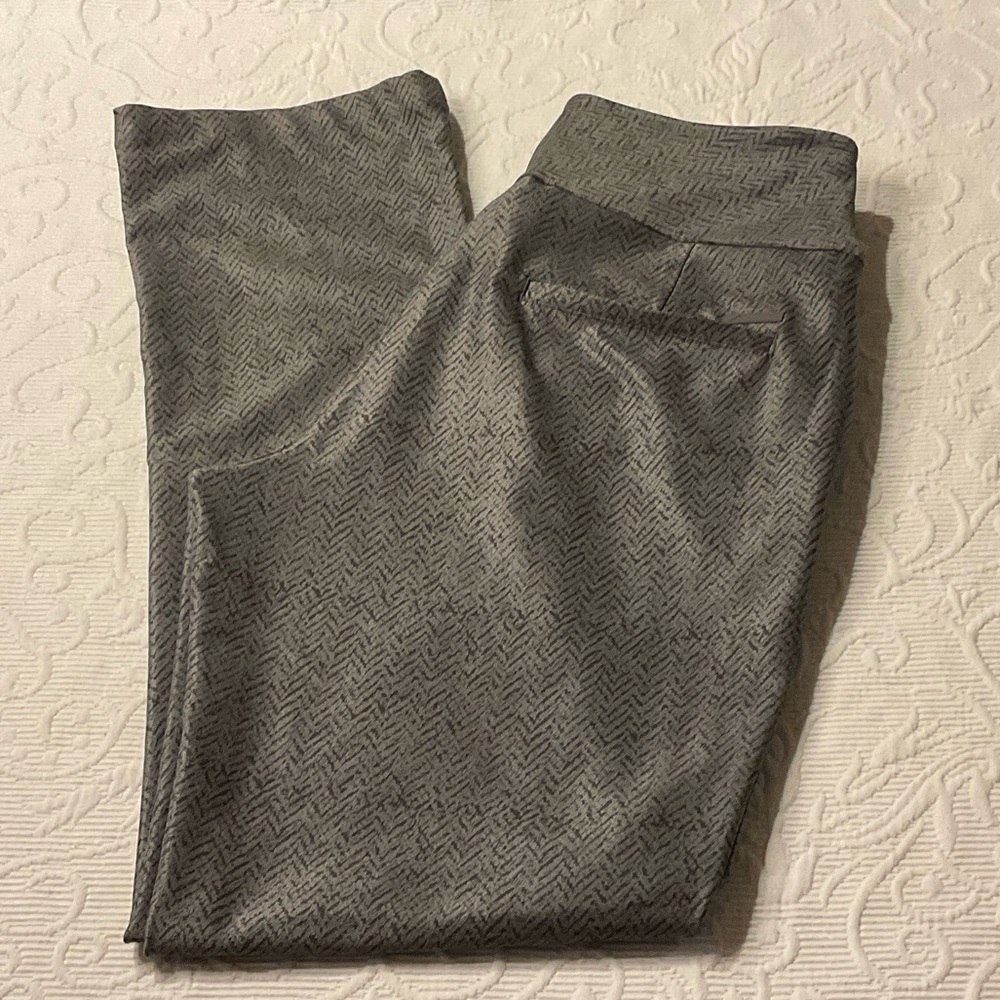 adidas Women's Gray Herringbone Pull On Athletic Pants. Pockets. Size Small.Golf